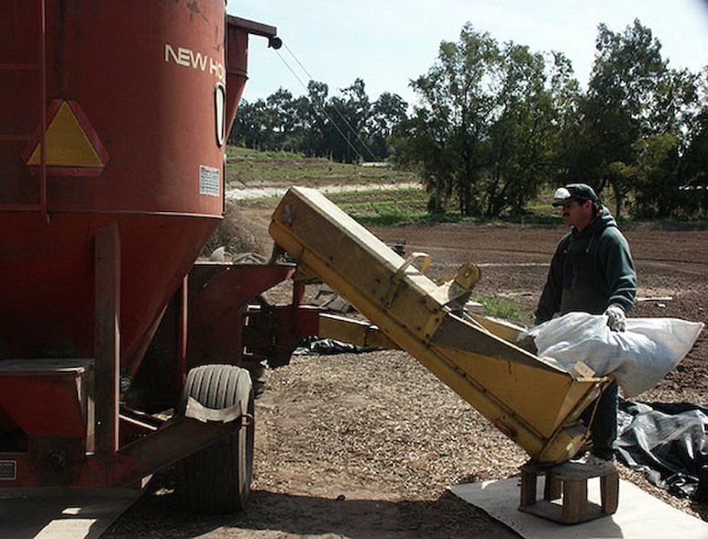 28 Putting Seeds in Harvestor